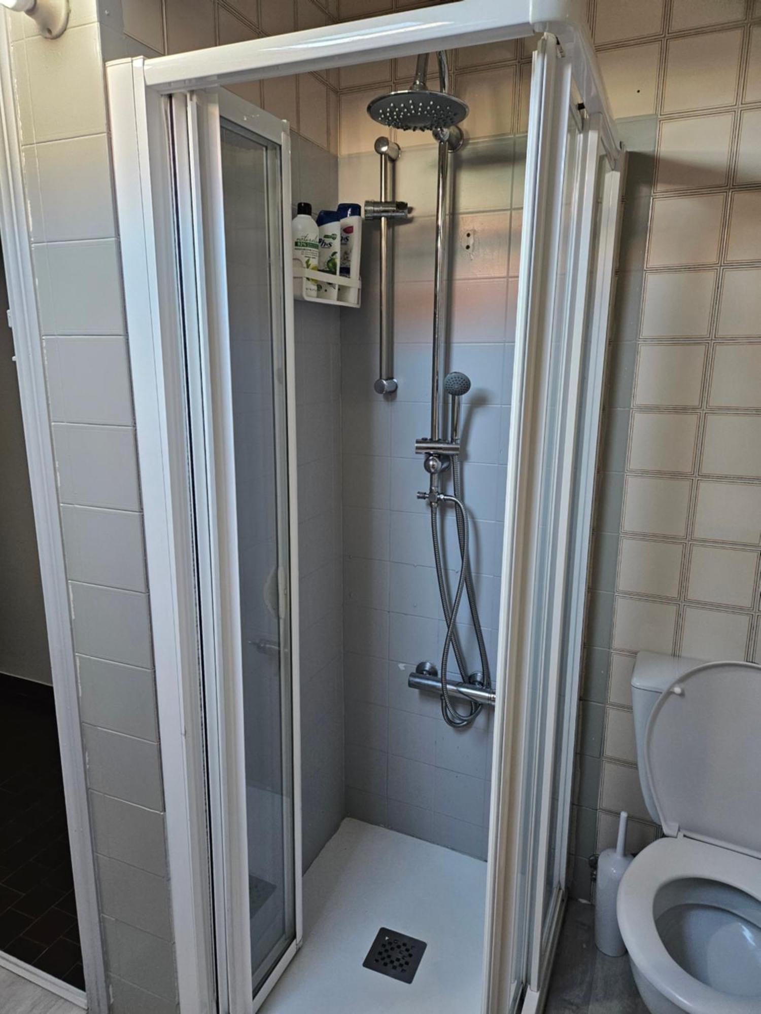 Apartamento En Vivienda Unifamiliar, Con Posibilidad De Plaza De Garaje Apartment Santiago de Compostela Luaran gambar